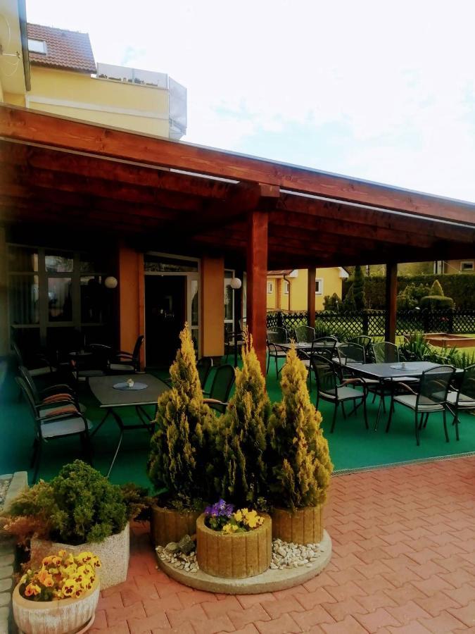 Hotel Pension u Mydlářů Mnichovo Hradiště Exterior foto